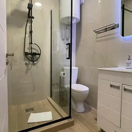 Luka Luxury Apartman *