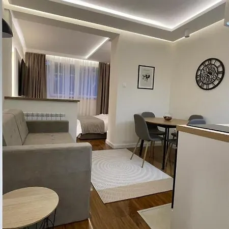 Luka Luxury * Belgrade